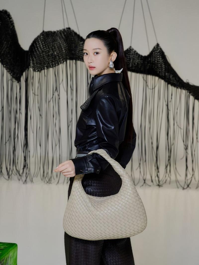 문가영
