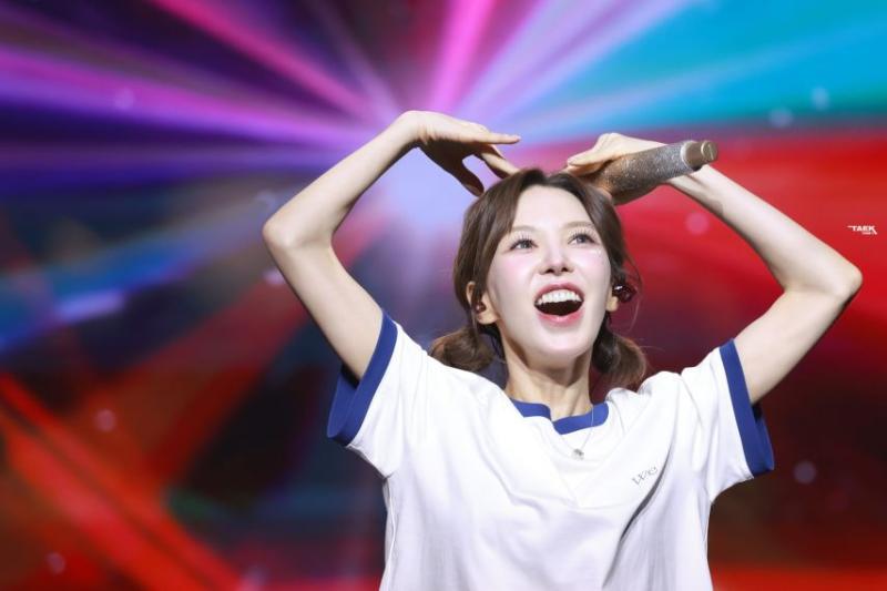 0221 레드벨벳 웬디 DAY