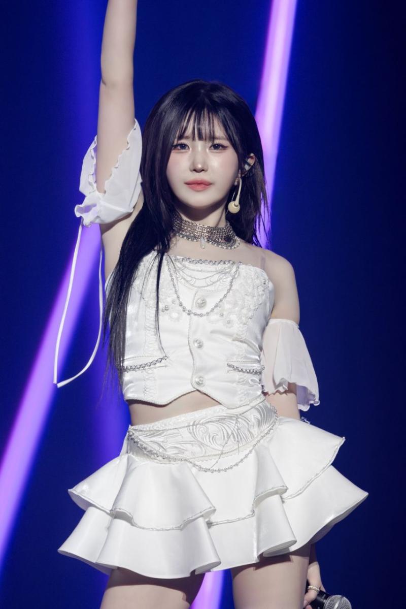 프로미스나인 송하영
