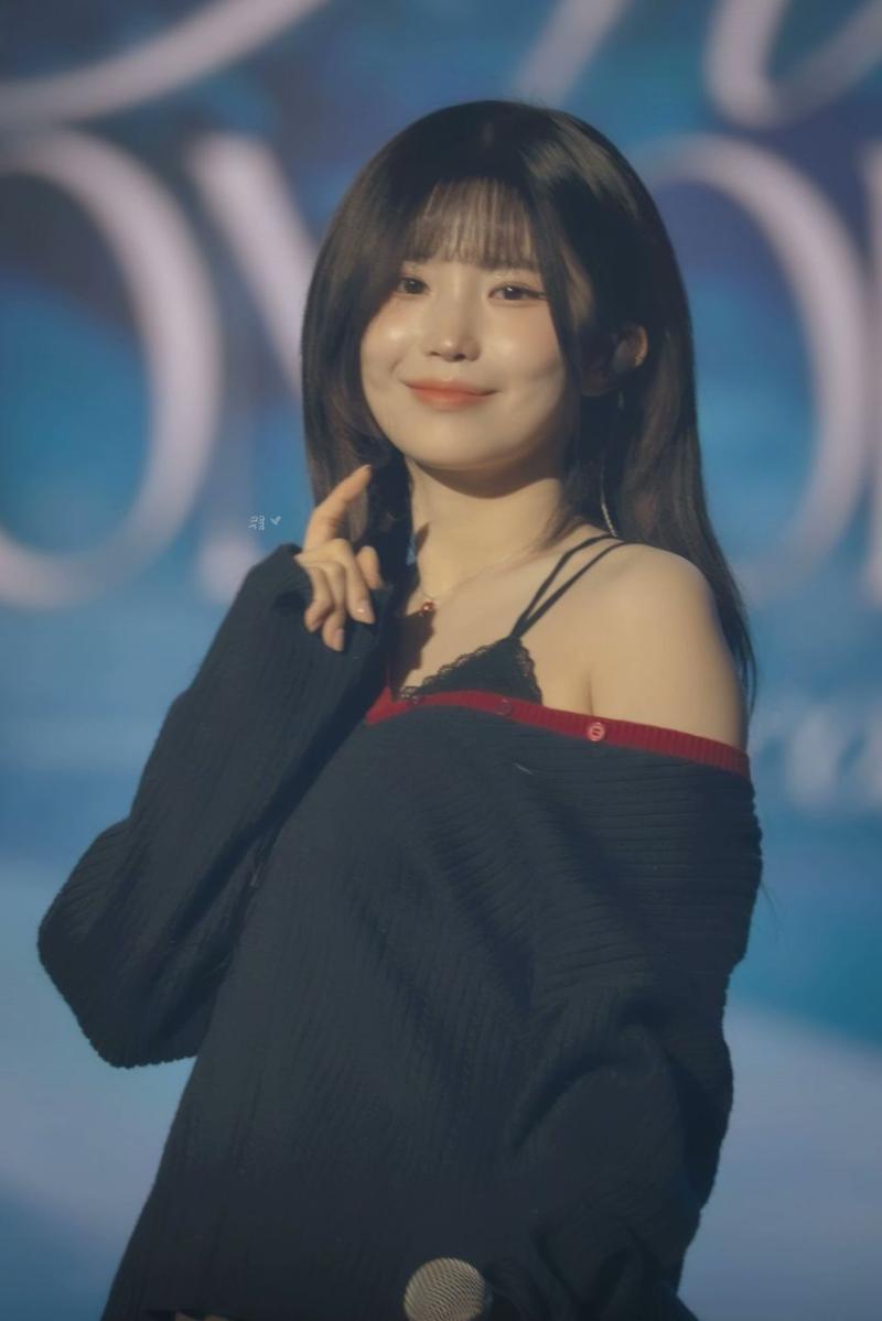 프로미스나인 송하영