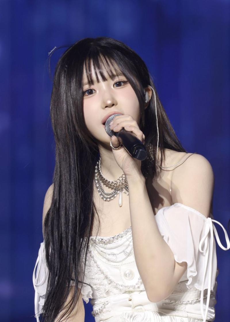 프로미스나인 송하영