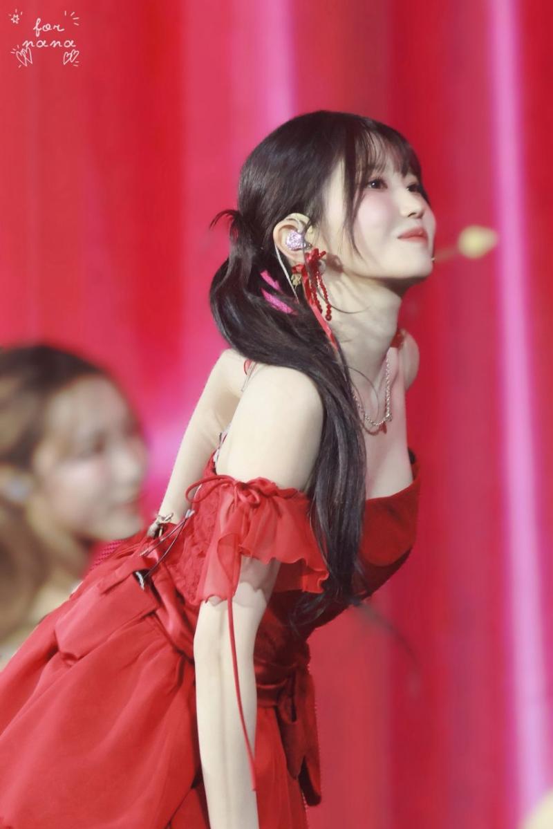 프로미스나인 송하영