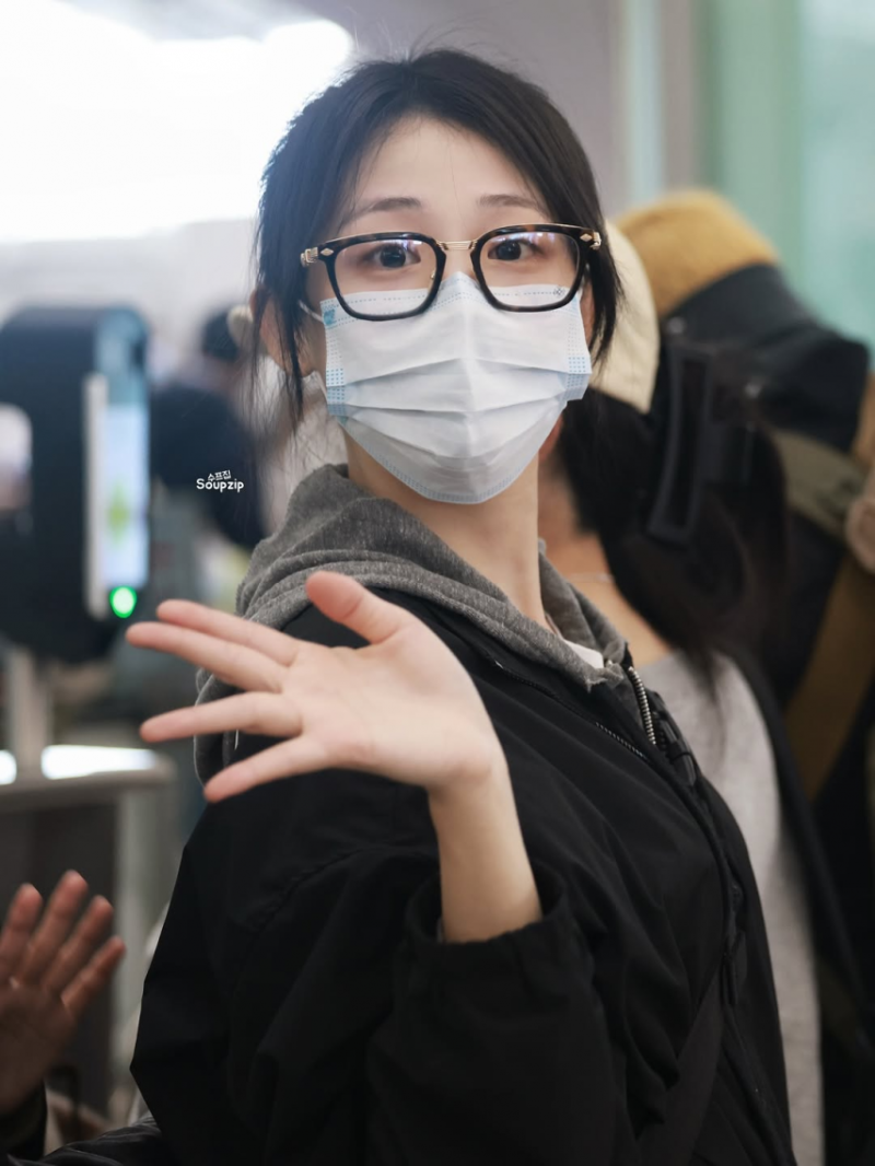 QWER 히나