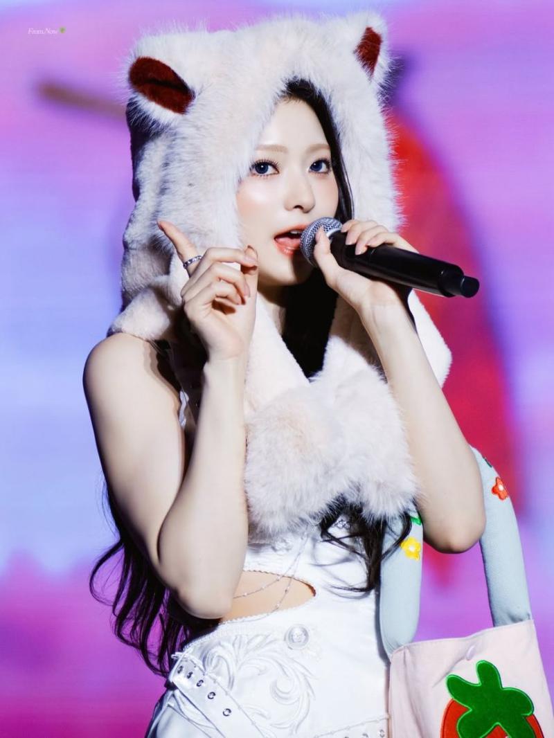 프로미스나인 (fromis_9) 이나경
