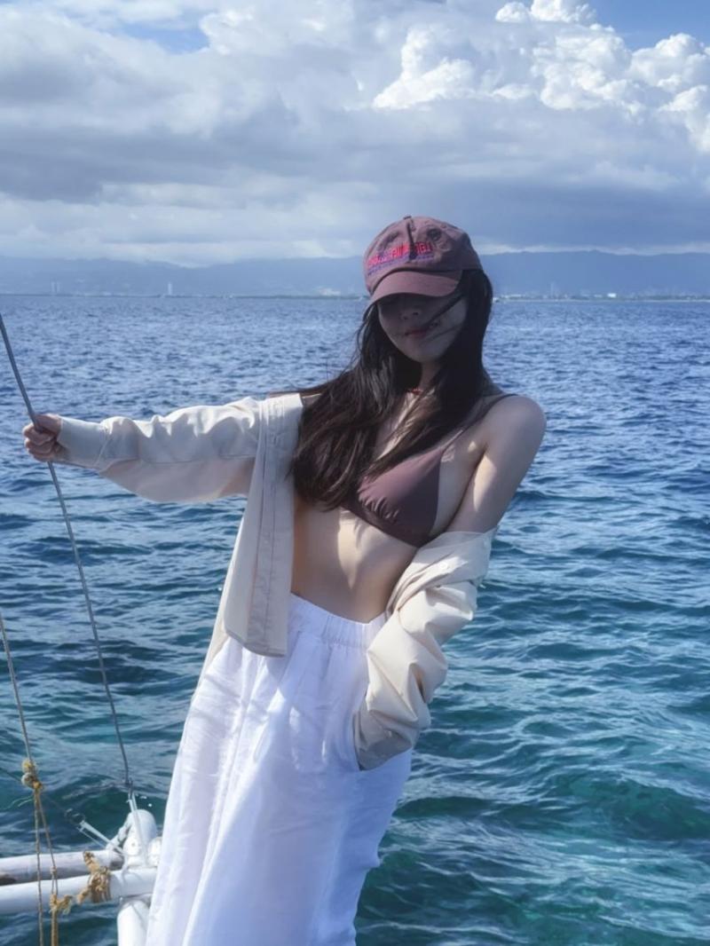 이솔이 비키니
