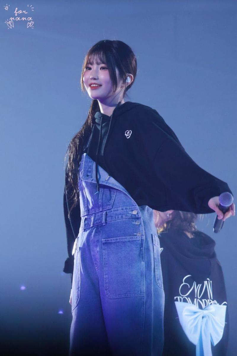 프로미스나인 송하영