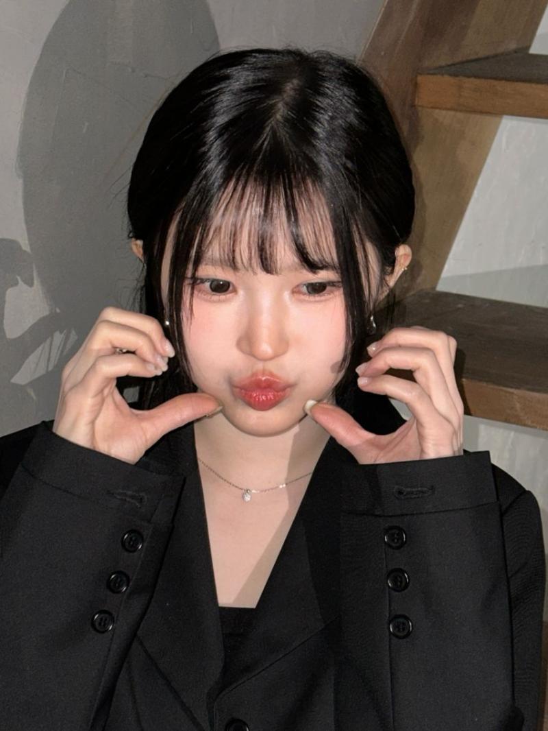 프로미스나인 송하영