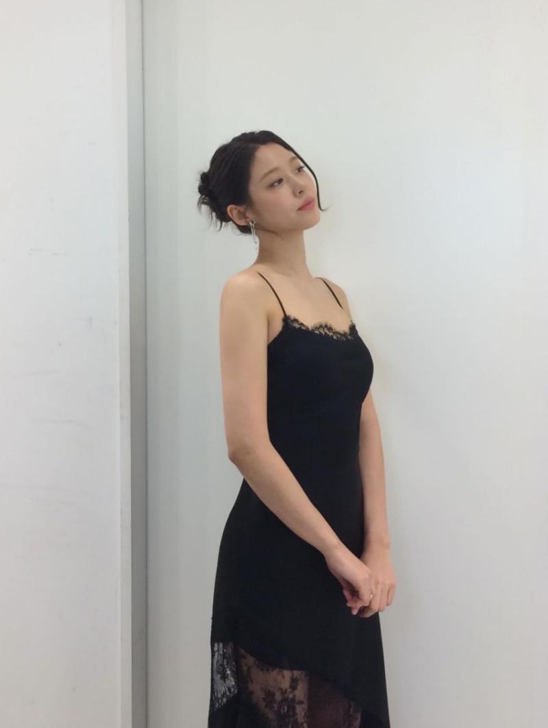 설현