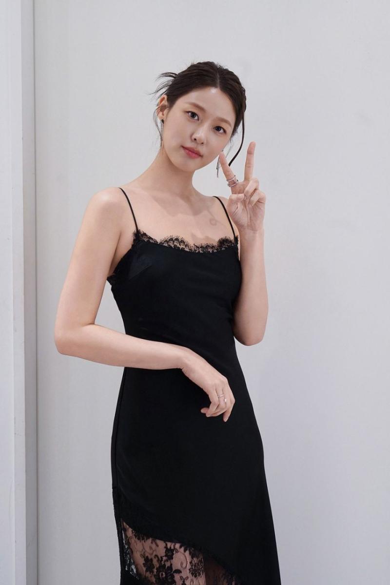 설현