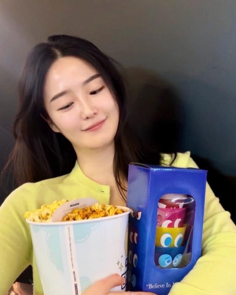 손민정 아나운서
