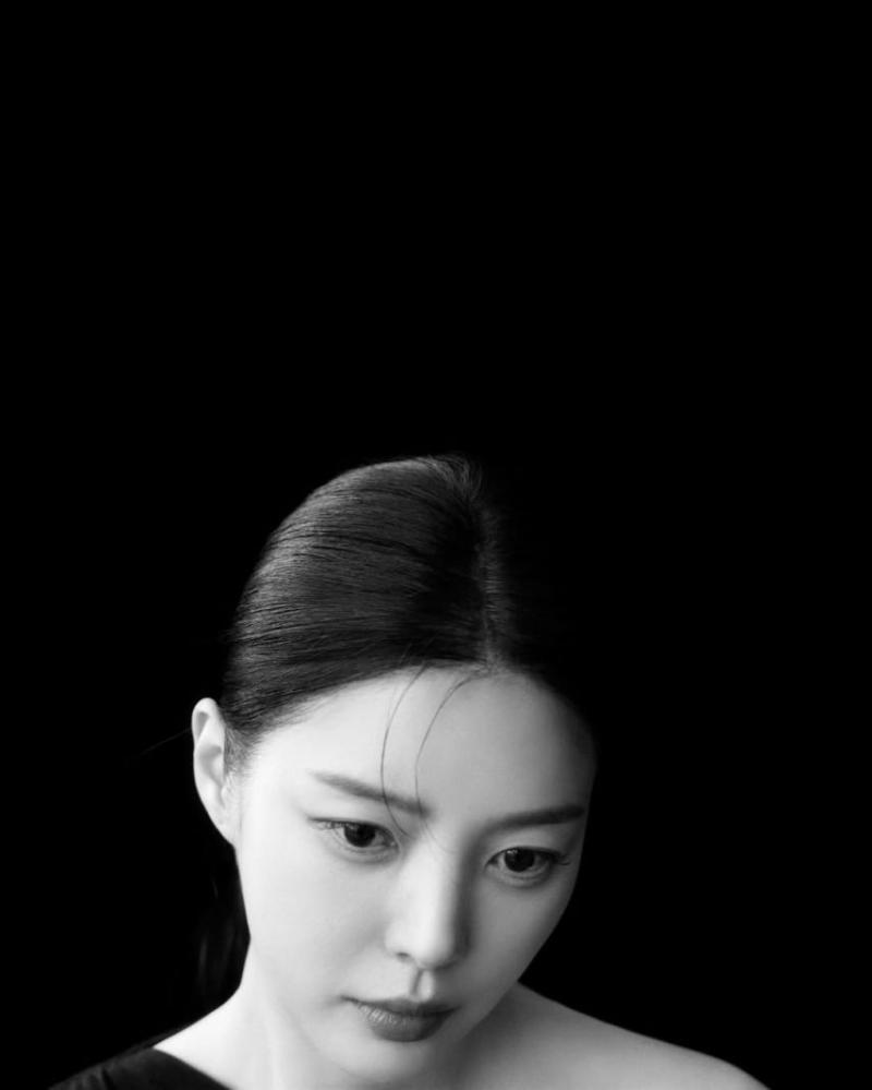 엄현경 SNS