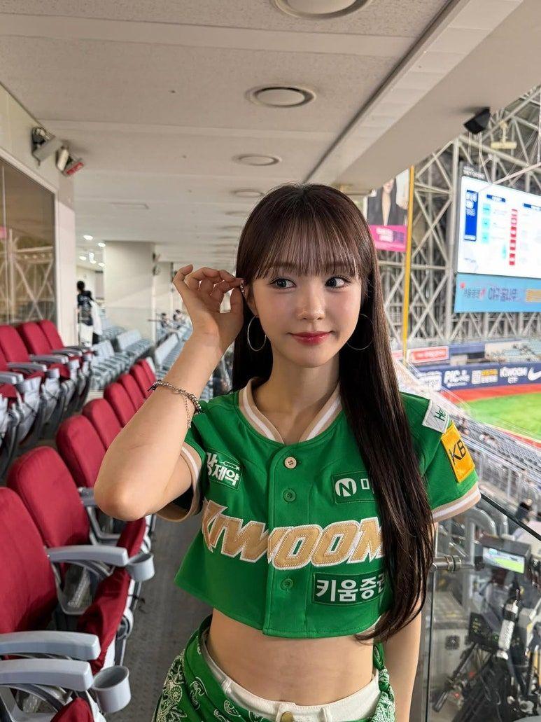우아 나나