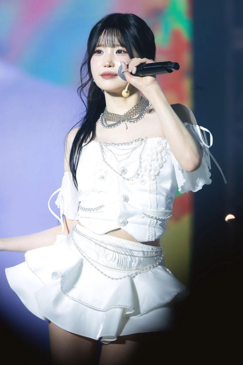 프로미스나인 송하영