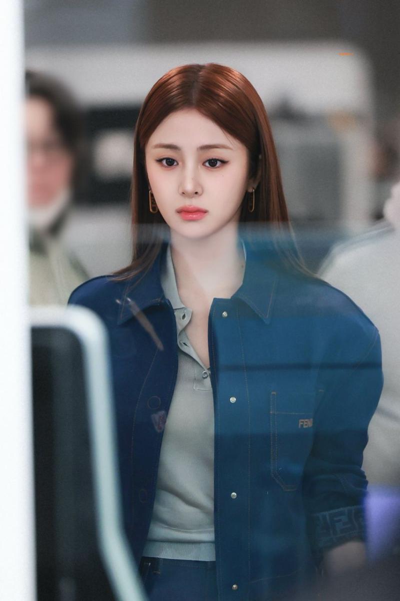 오늘자 르세라핌 허윤진
