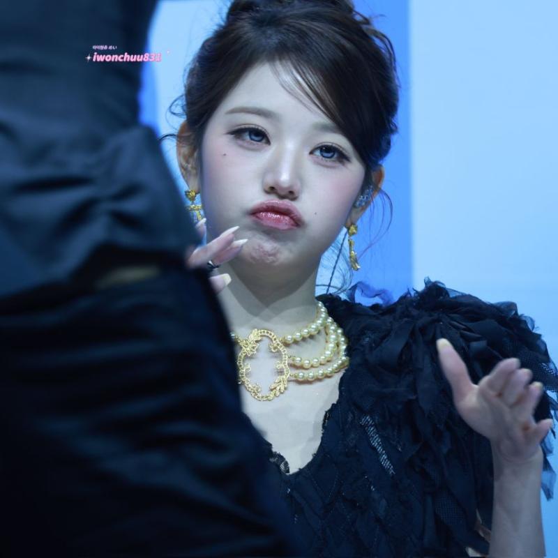 아이브 장원영 (오늘 쇼케이스)