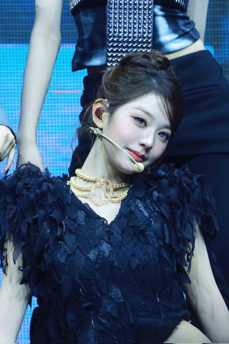 아이브 장원영 (오늘 쇼케이스)