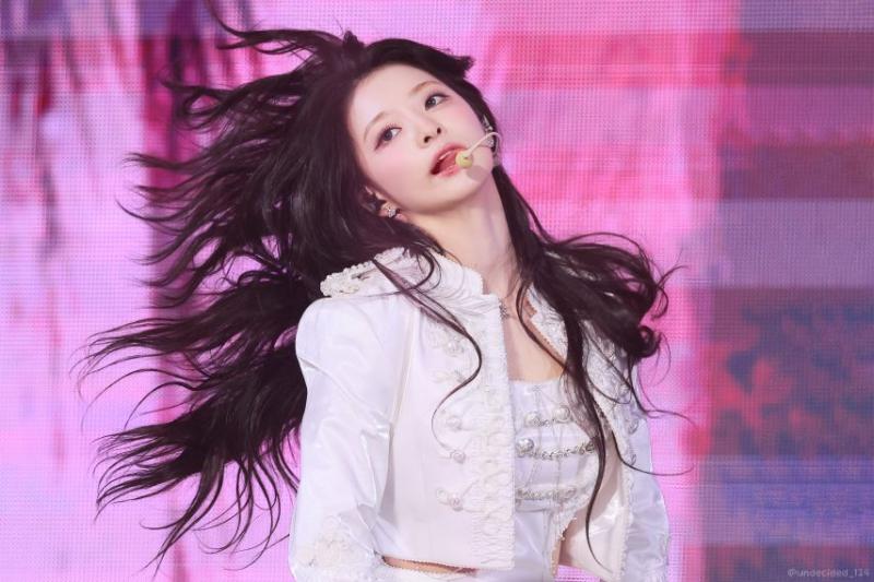 프로미스나인 이나경