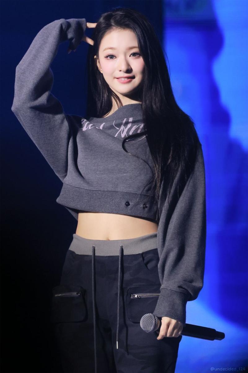 프로미스나인 이나경