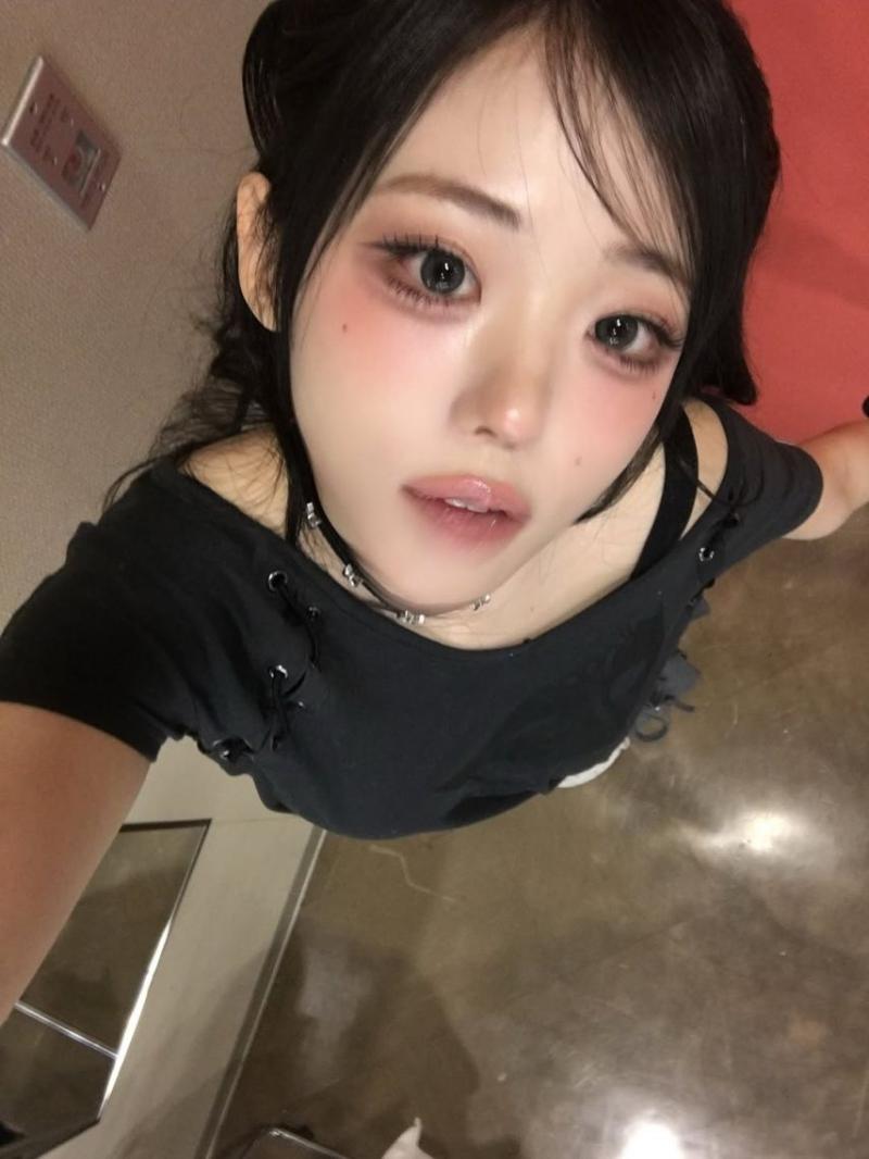 QWER 히나