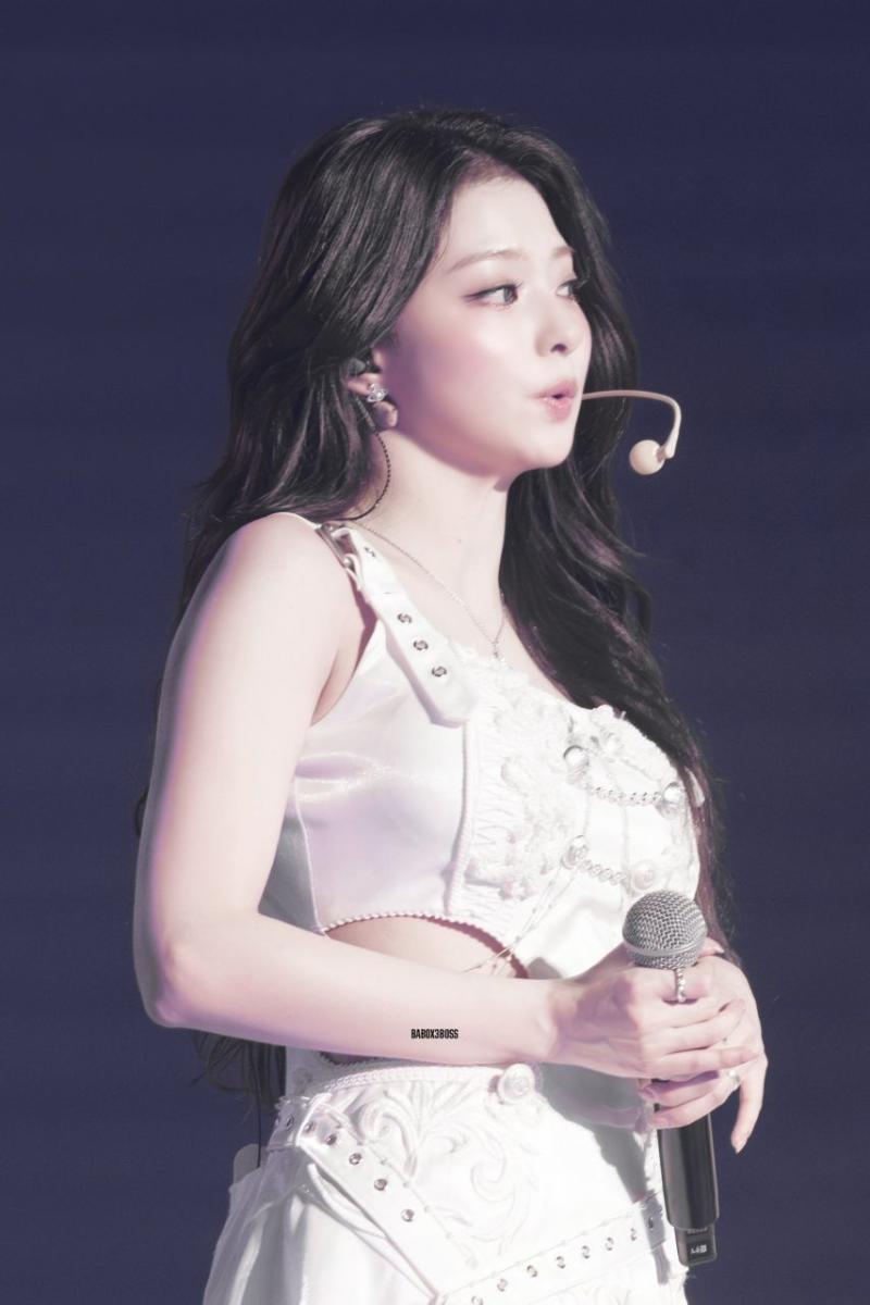 프로미스나인 이나경