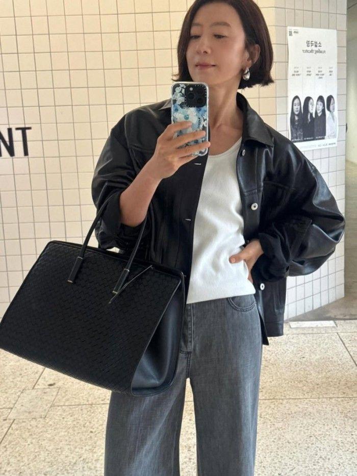 김희애 우아함의 대명사