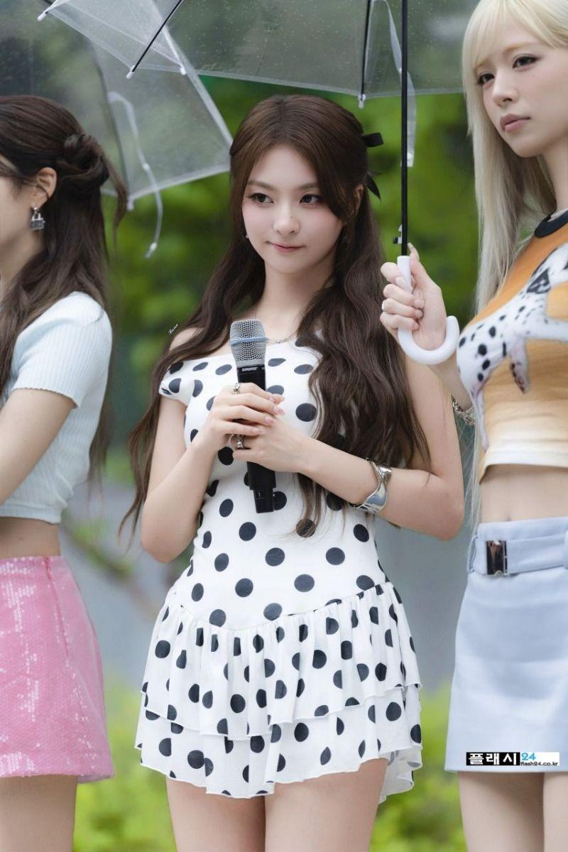 프로미스나인 이나경