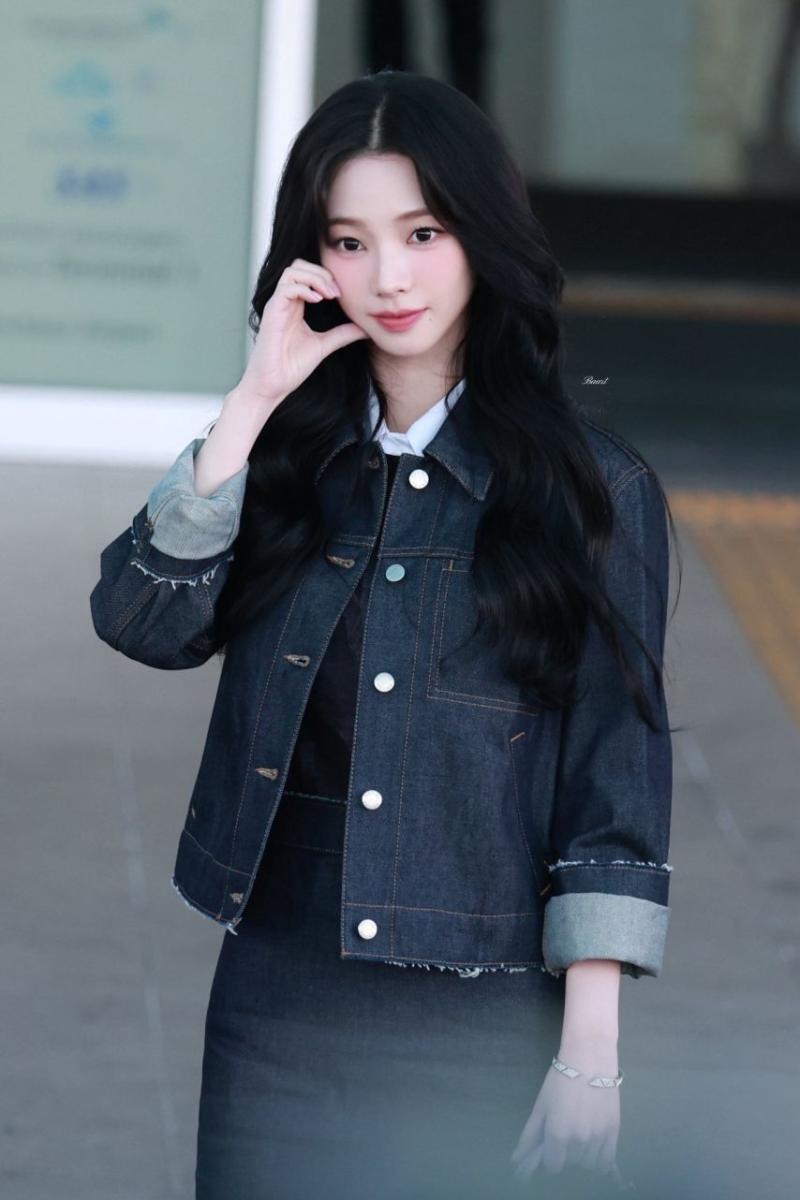 에스파 카리나 밀라노로 출국