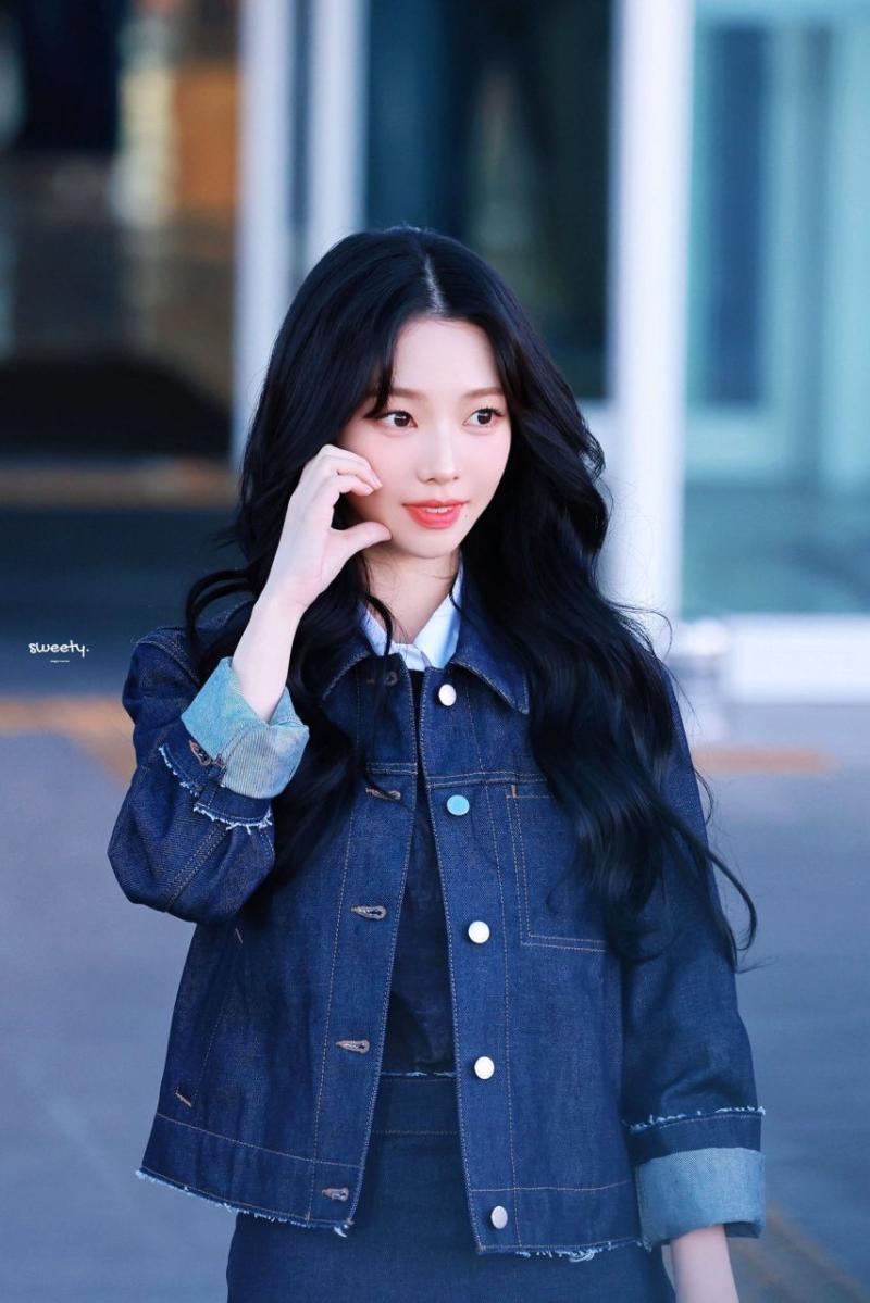 에스파 카리나 밀라노로 출국