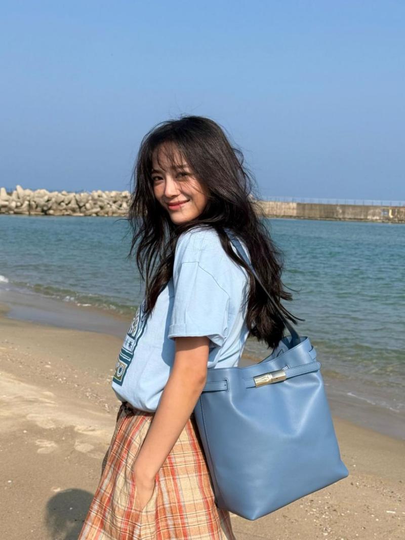 김세정 아이오아이 인별 등/ 전소미 노스페이스