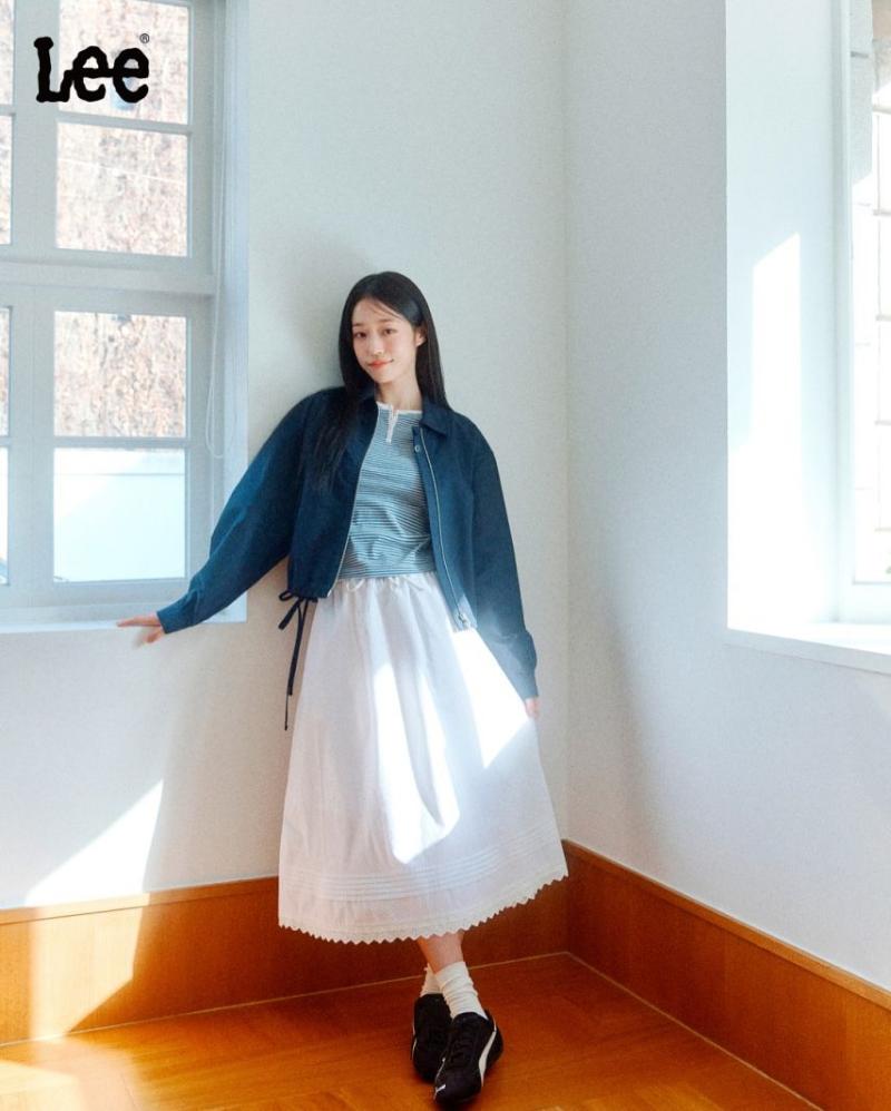 노윤서 Lee리