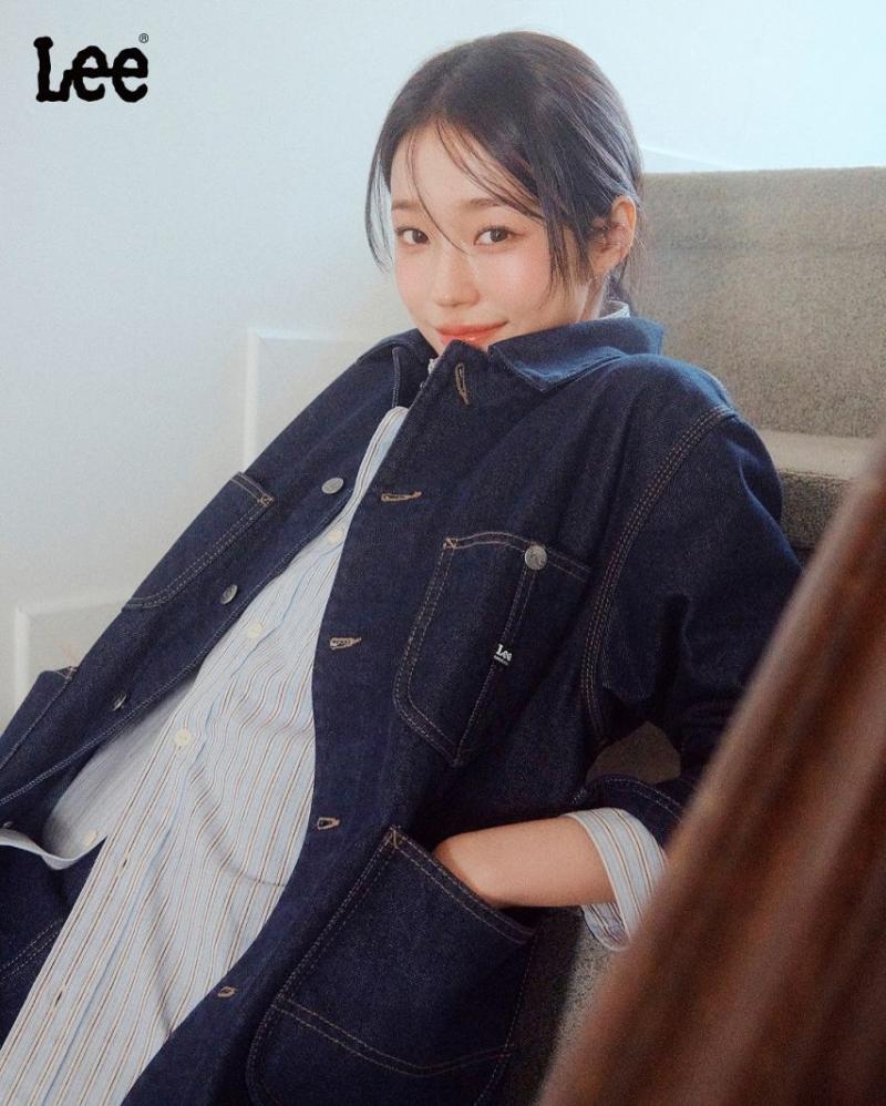 노윤서 Lee리