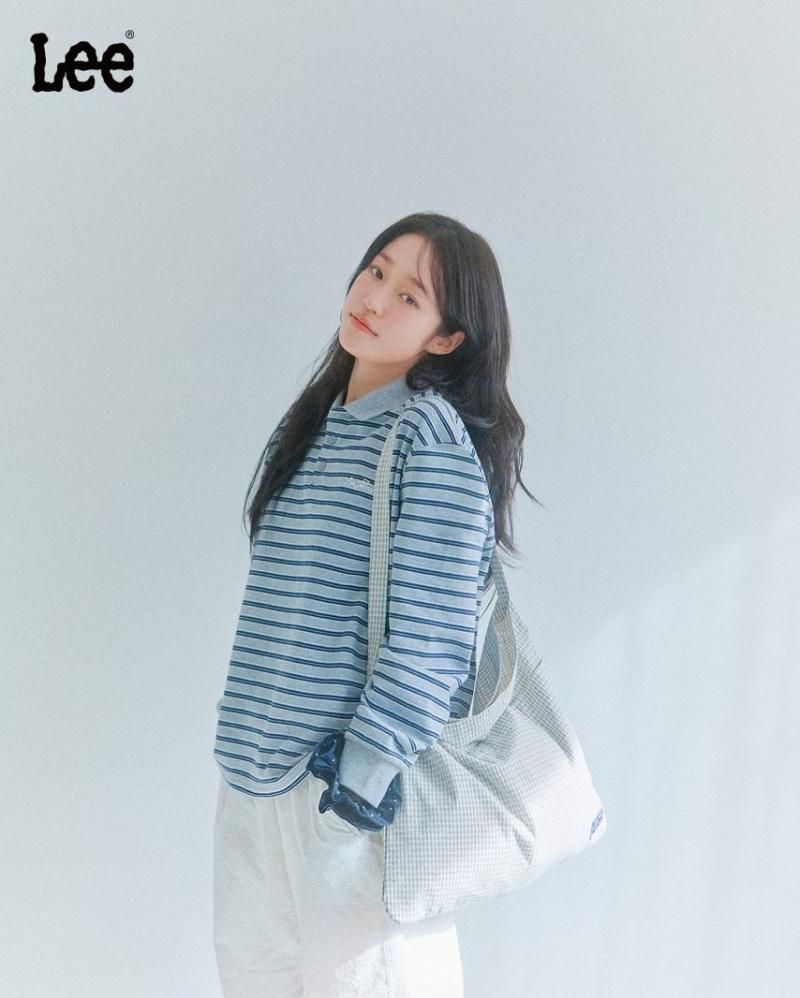 노윤서 Lee리