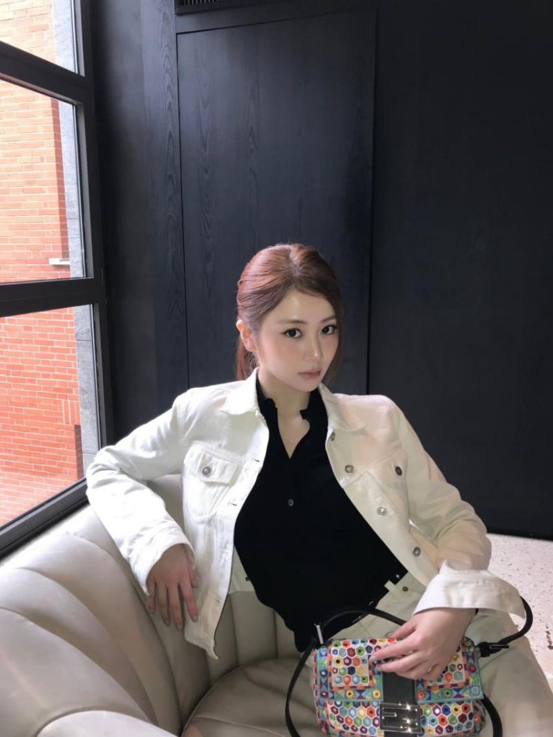 르세라핌 허윤진