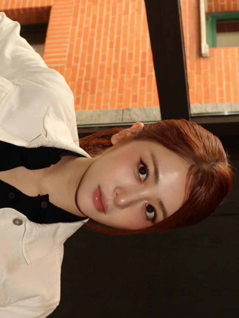 르세라핌 허윤진