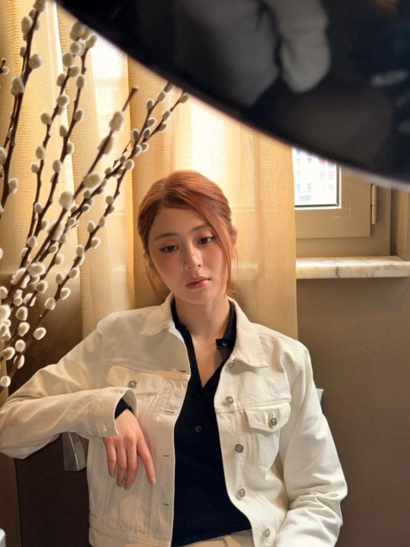 르세라핌 허윤진