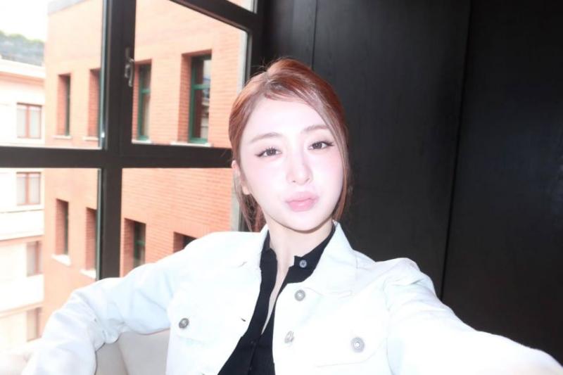 르세라핌 허윤진