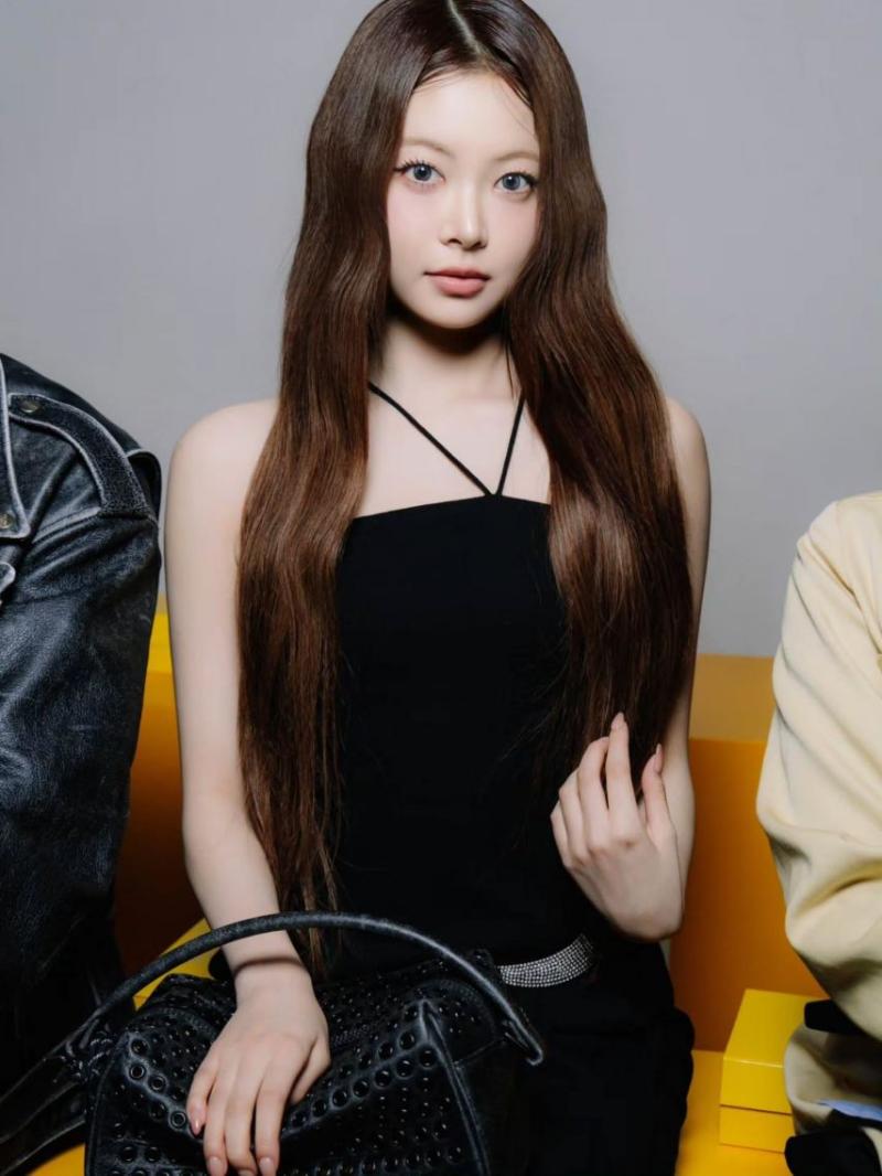 르세라핌 카즈하,홍은채