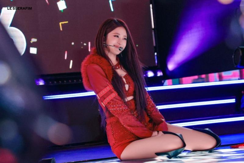 르세라핌 허윤진