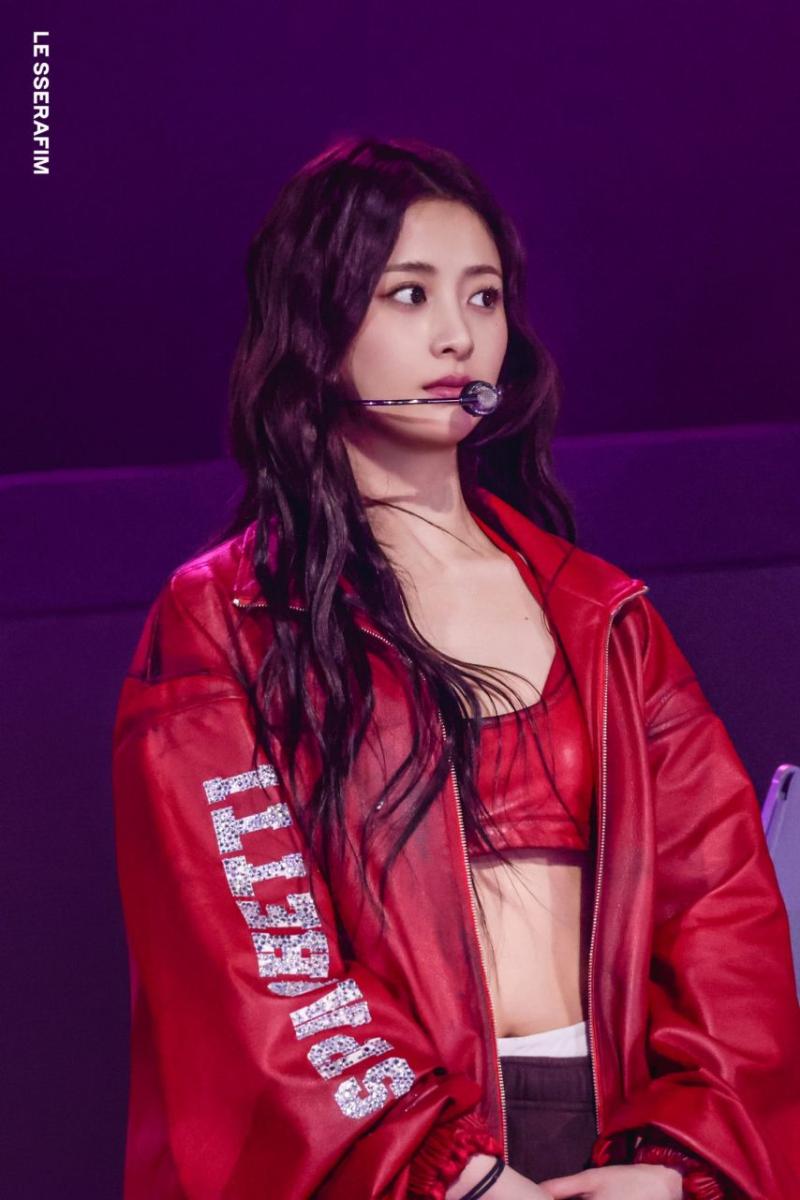 르세라핌 허윤진