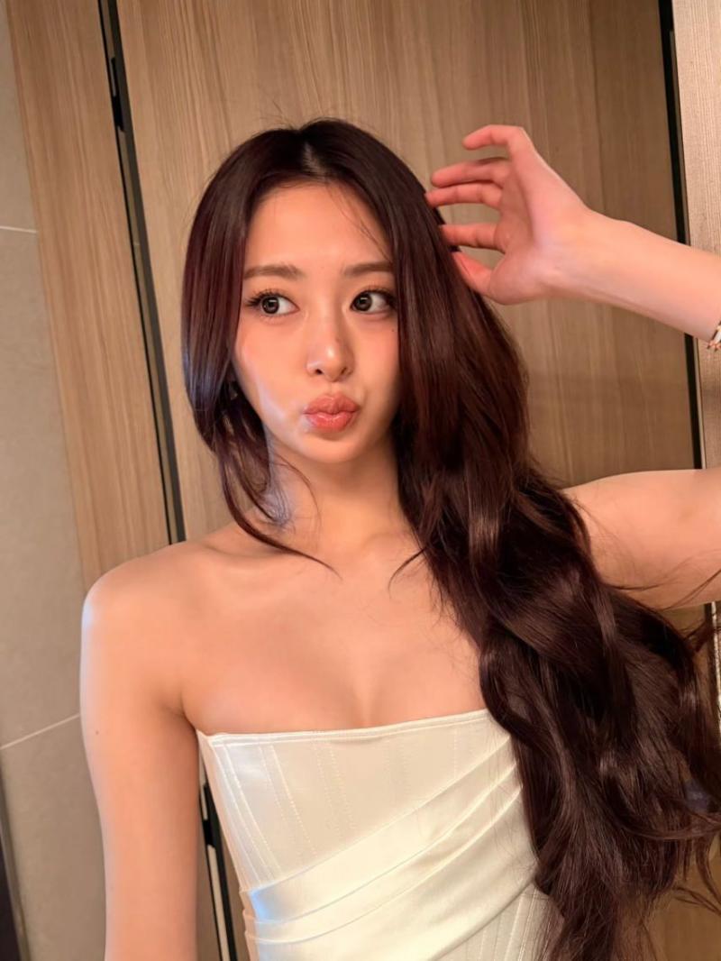 르세라핌 허윤진