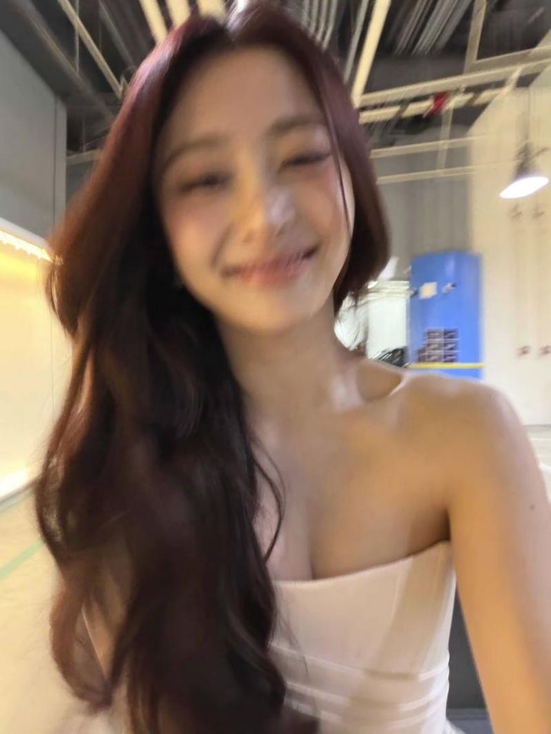 르세라핌 허윤진