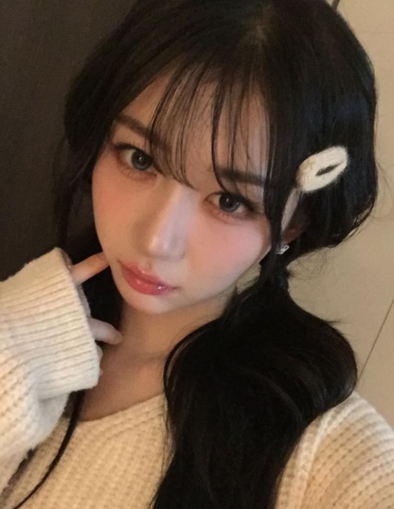 트리플에스 카에데 미모
