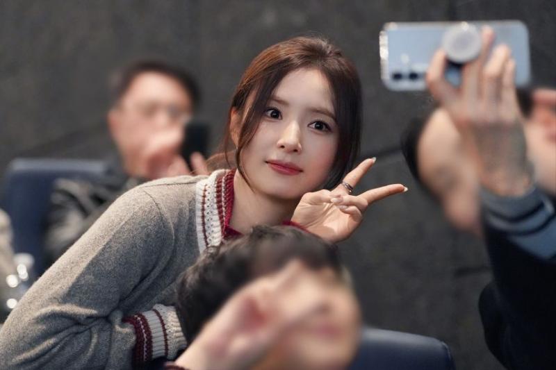 신세경 휴민트 무대인사4