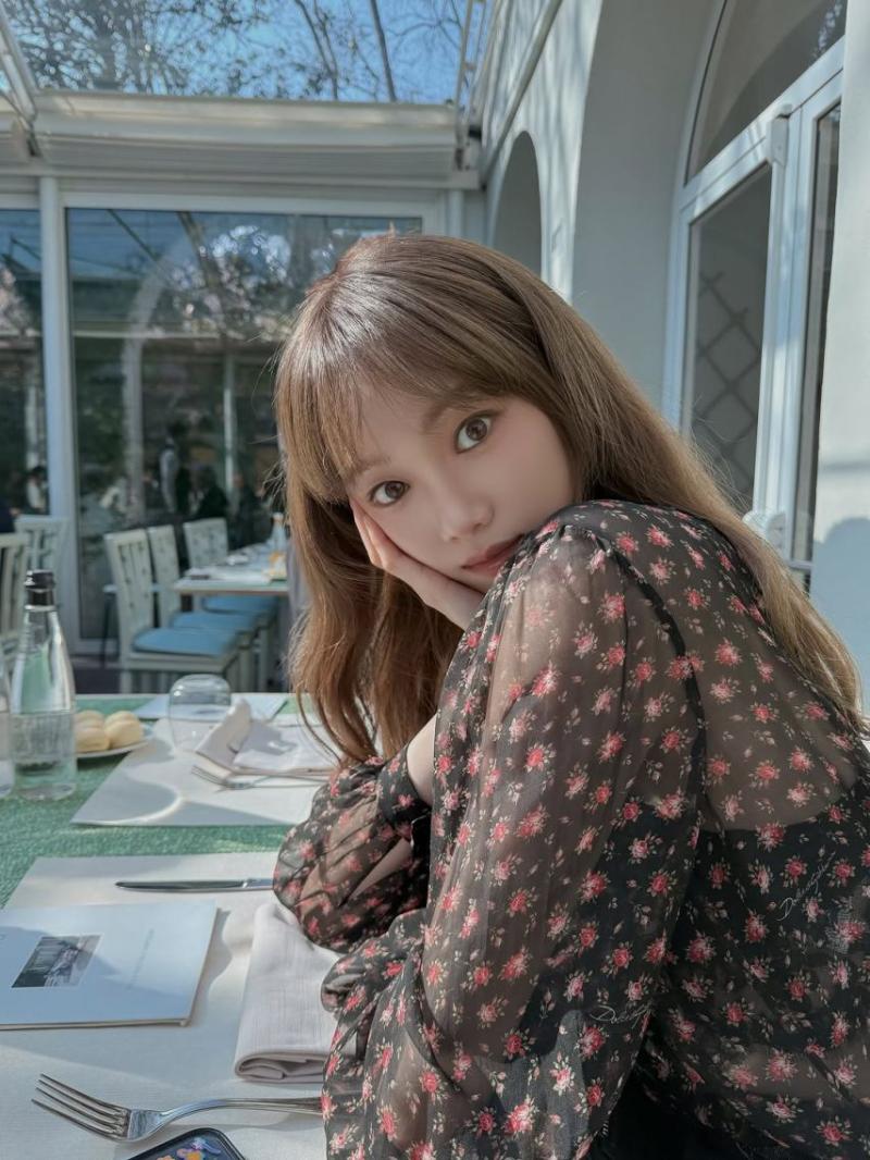 이성경 SNS