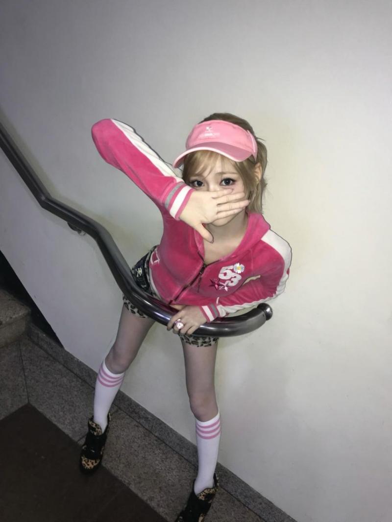 ŰŰ
