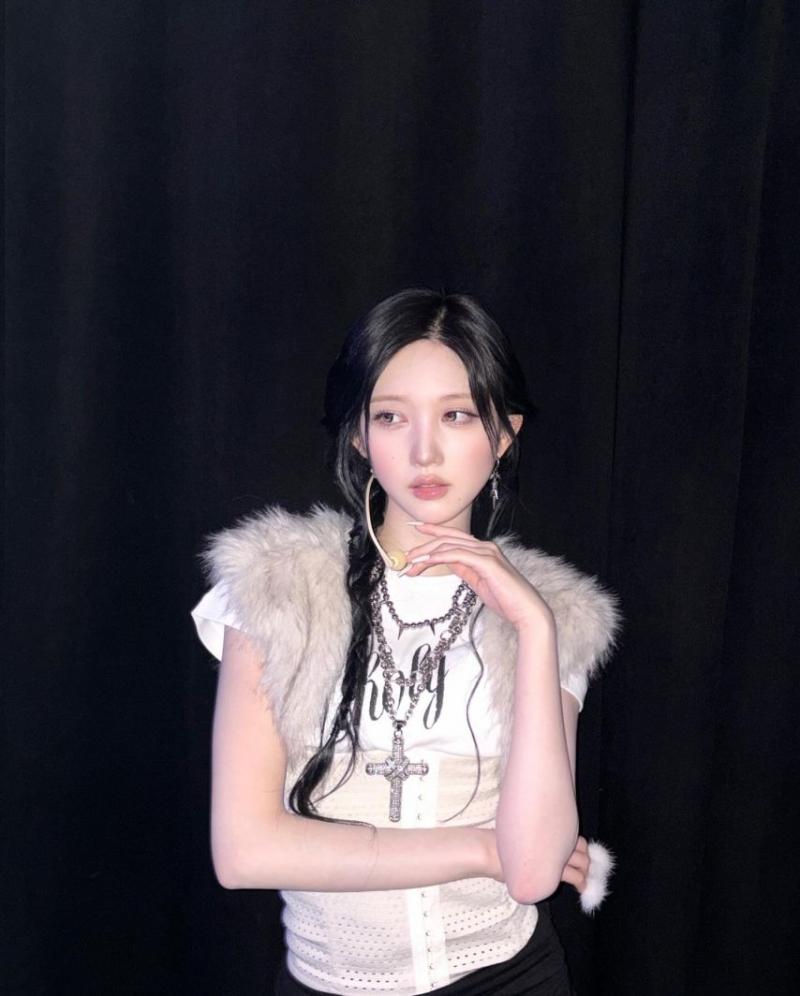아이브 가을,레이