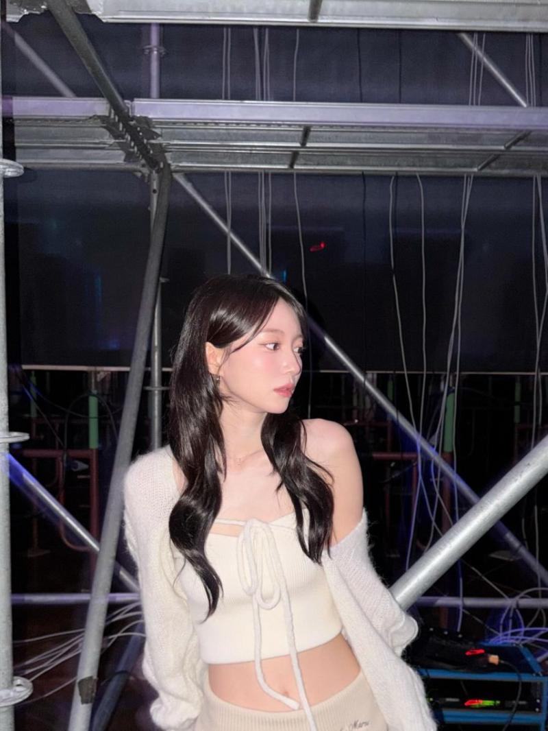 유빈 승희 미미 효정 오마이걸