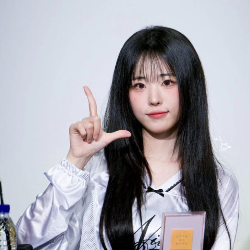 QWER 히나