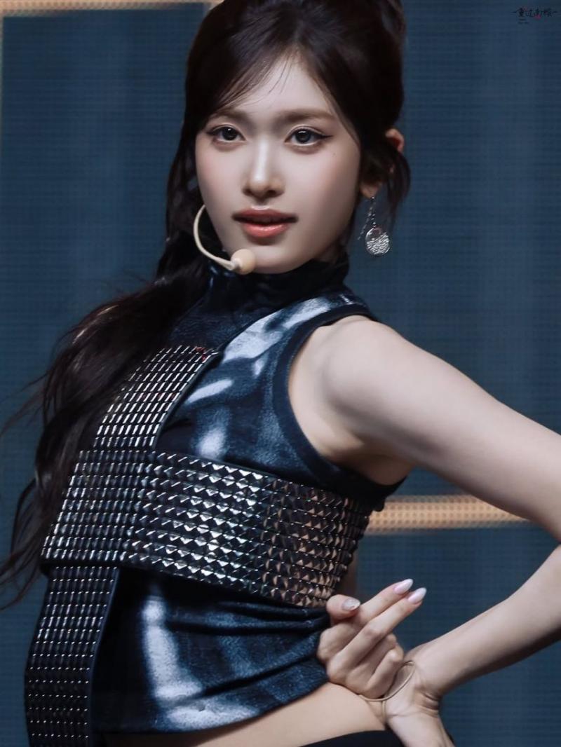 IVE (아이브) 이서
