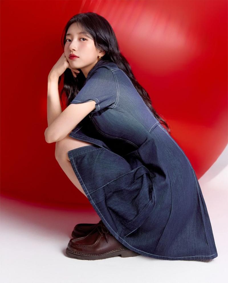 수지 GUESS게스 등